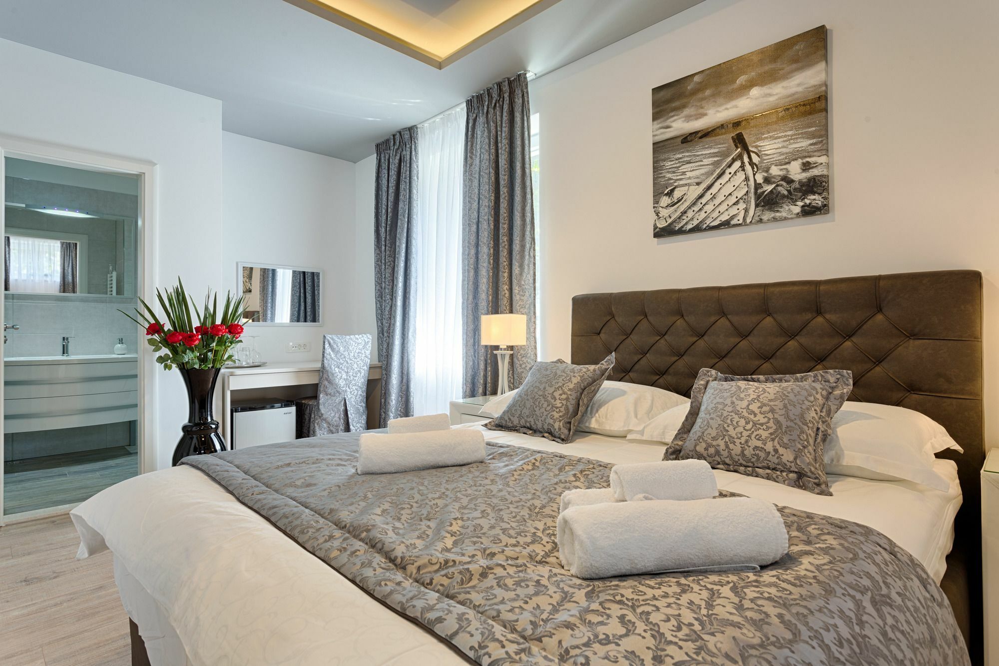 Luxury Rooms Floramye (Adults Only) Split Exterior photo